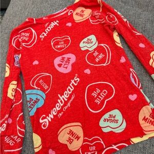 Sweethearts Red Kids Pajama Top with Valentines vibe Size 4 95% viscose/bamboo